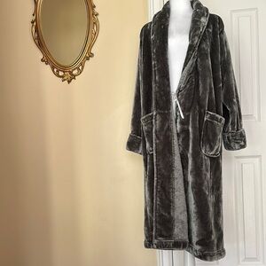Pottery Barn Robe Fluffy Grey Long Robe Missing Size Tag & Belt